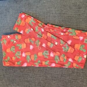 Lularoe TC valentine's leggings